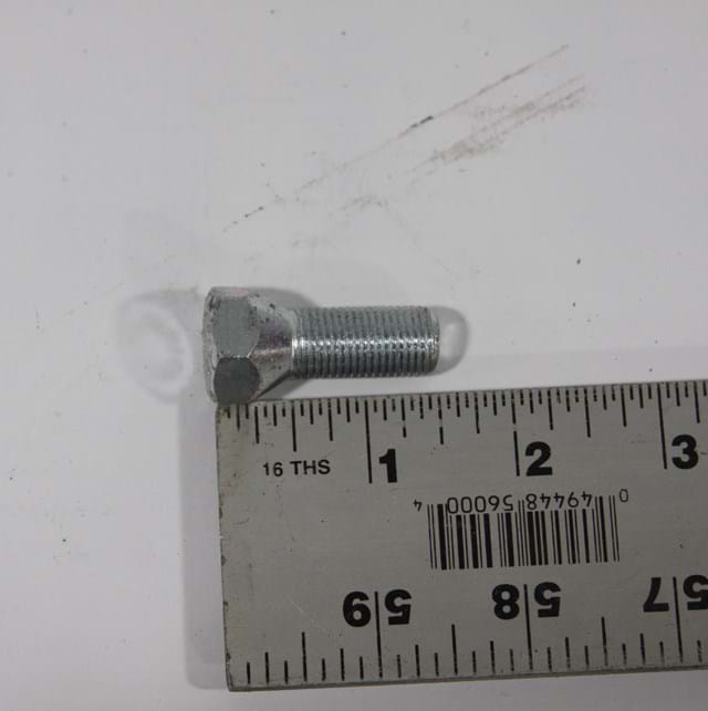 Q888 Lug Bolt, 1/2" NF x 1"